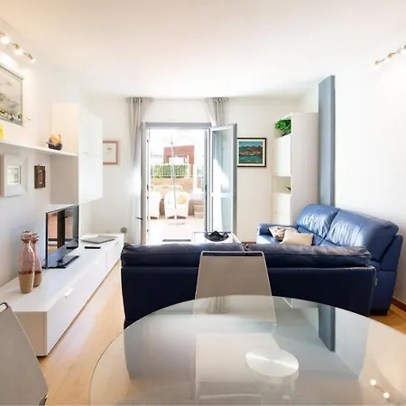 Appartamento Garden Terrace Luxury Flat In Center Town